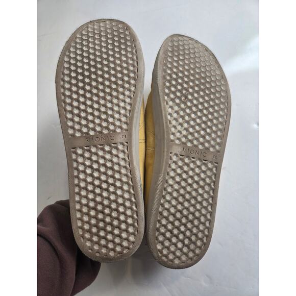 Vionic Womens Jean Yellow Suede Casual Sneakers Size 9.5 W Comfort Shoes Slip On - Picture 6 of 6